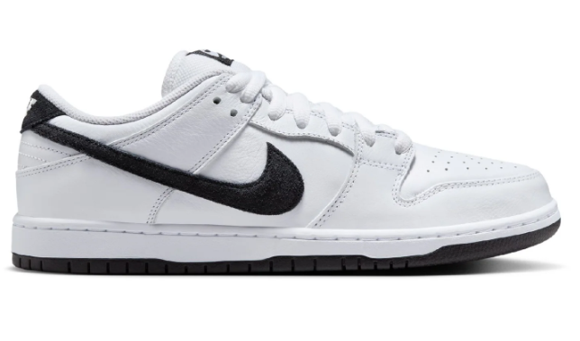 Nike SB Dunk Skateboarding Shoes