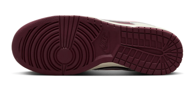 Nike Dunk Low Premium 'Valentine’s Day 2023'